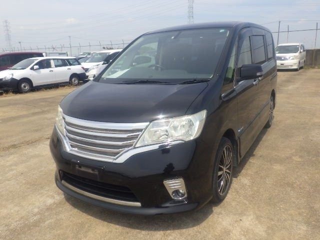 2013 Nissan Serena Highway Star, photo 2