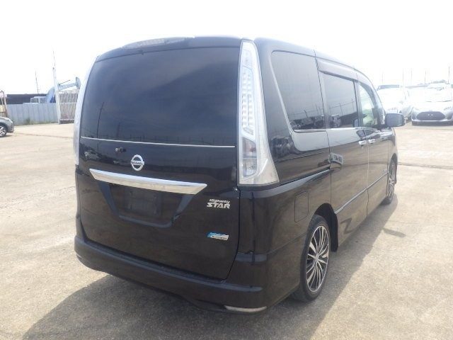2013 Nissan Serena Highway Star, photo 3