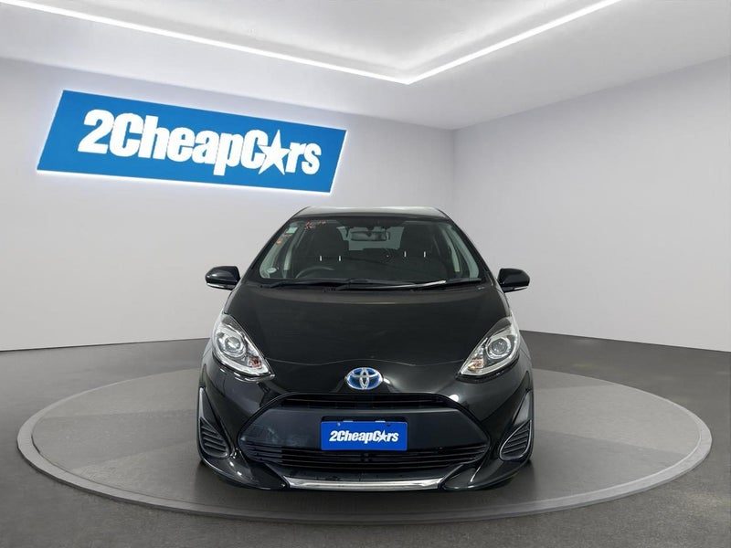 2020 Toyota Aqua New Shape S, photo 2