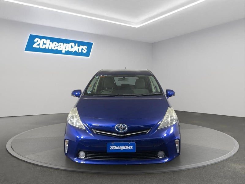 2012 Toyota Prius Alpha S, photo 2