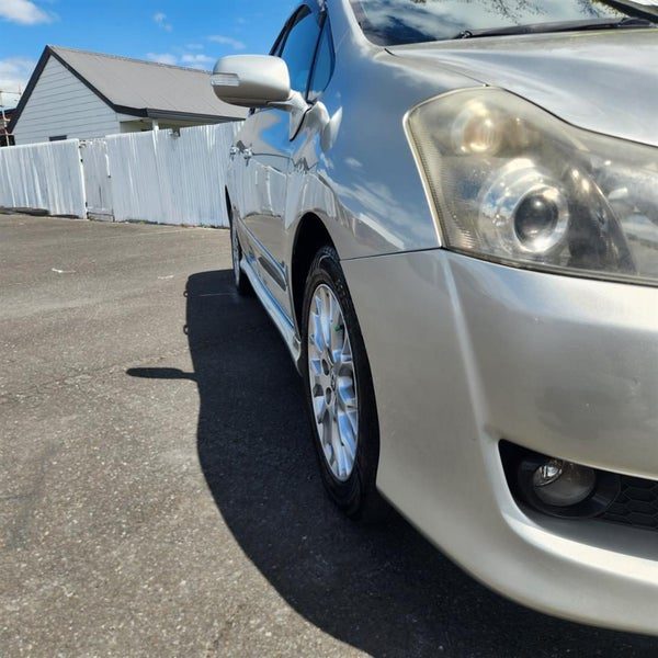 2007 Toyota Blade, photo 3