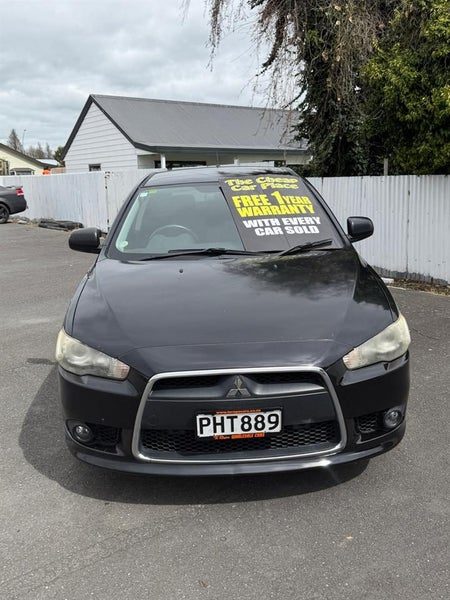 2011 Mitsubishi Galant FORTIS, photo 2