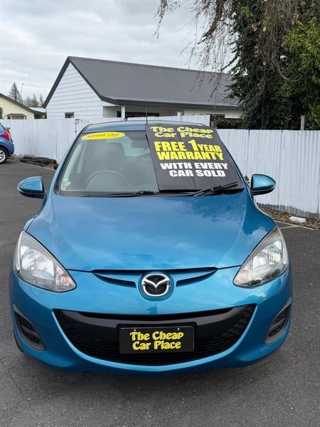 2012 Mazda Demio, photo 2