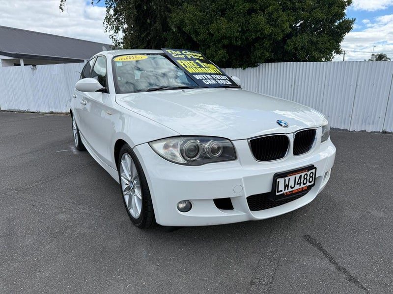 2009 BMW 120i, photo 2