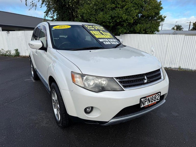 2009 Mitsubishi Outlander, photo 2