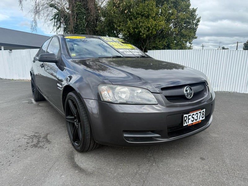 2008 Holden Commodore Omega, photo 3