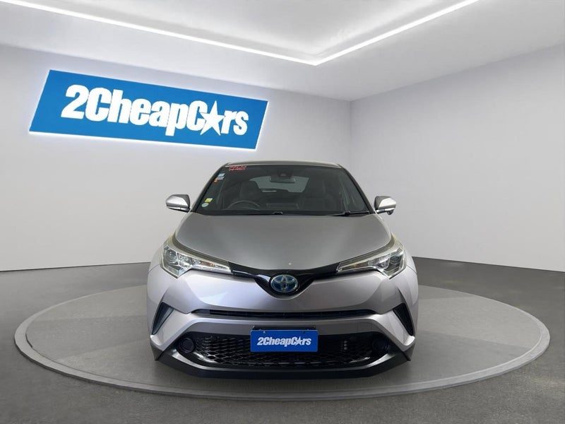 2017 Toyota C-HR HYBRID S, photo 2