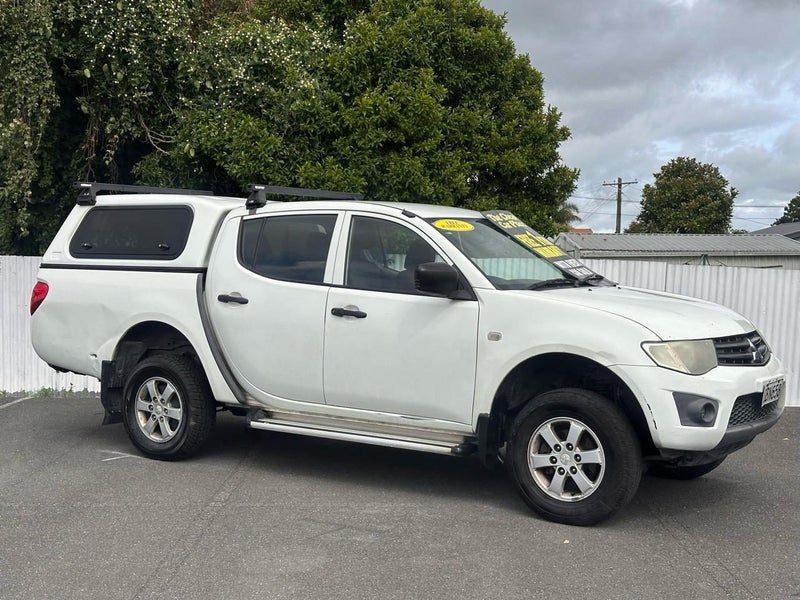 2011 Mitsubishi Triton 2WD 2.5D D/CAB GLX M