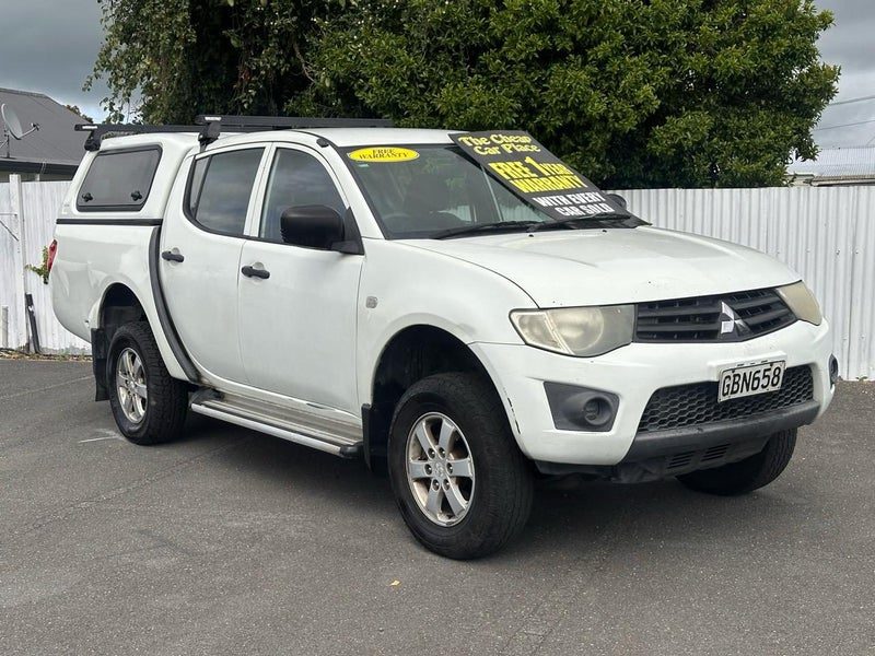 2011 Mitsubishi Triton 2WD 2.5D D/CAB GLX M, photo 2