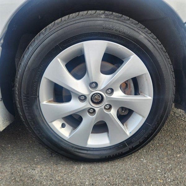 2012 Nissan Serena Hybrid, photo 3