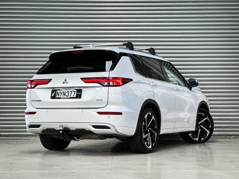 2021 Mitsubishi Outlander VRX 2.5P/CVT, photo 3