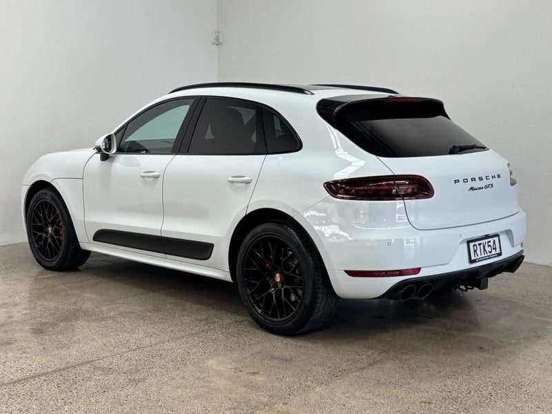 2017 Porsche Macan GTS 3.0P/4WD/7AT, photo 2
