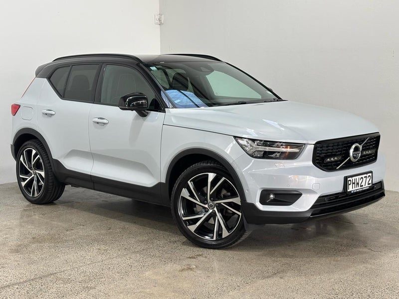 2022 Volvo XC40 T5 AWD R-DESIGN 2.0P