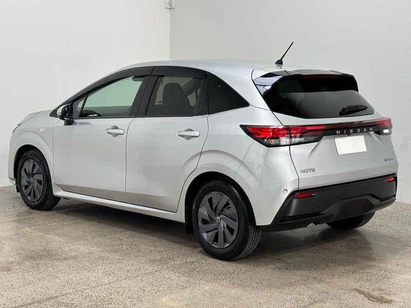 2021 Nissan Note S, photo 2
