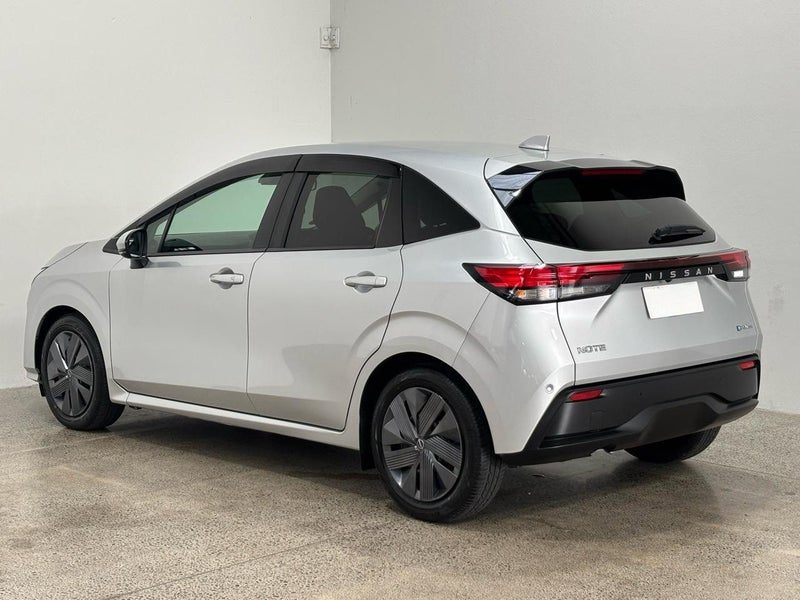2021 Nissan Note X, photo 2