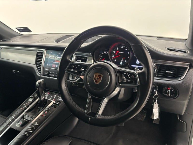 2017 Porsche Macan GTS, photo 3