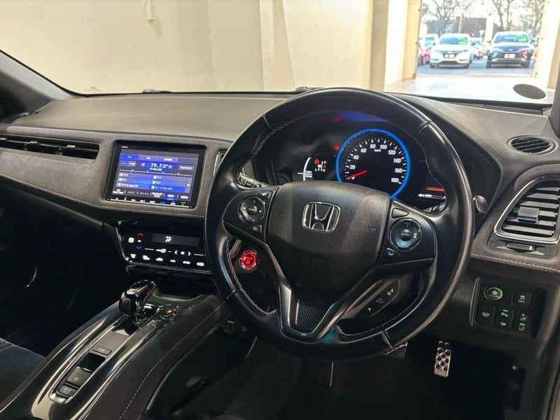 2018 Honda Vezel Hybrid RS, photo 3