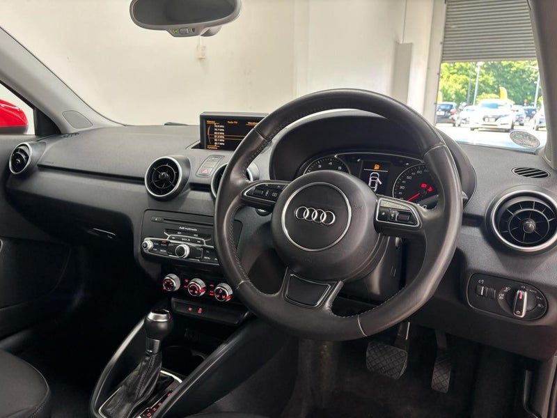 2013 Audi A1 1.4TFSI, photo 3