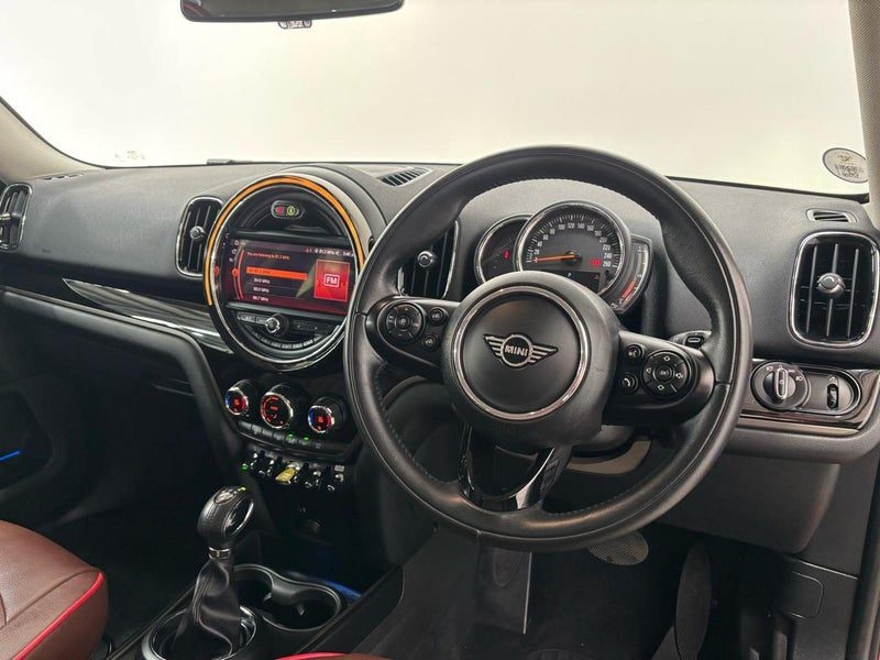 2020 MINI Cooper SE Crossover All 4, photo 3