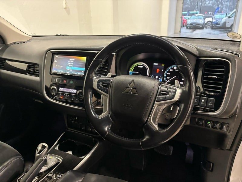 2016 Mitsubishi Outlander 2.0 PHEV G, photo 3