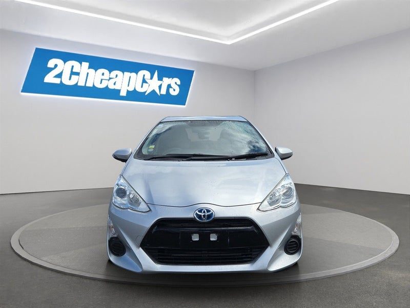 2015 Toyota Aqua Facelift Model S, photo 2