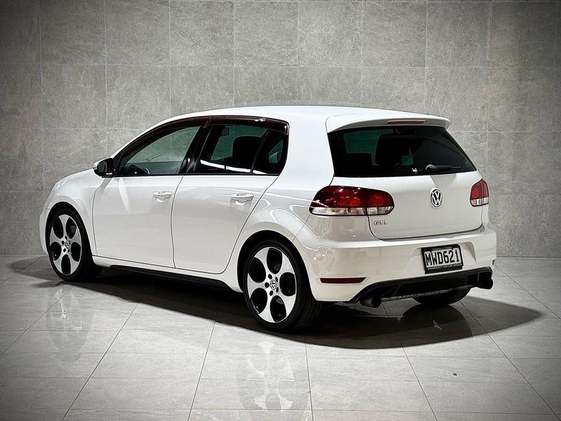2011 Volkswagen Golf GTI, photo 3