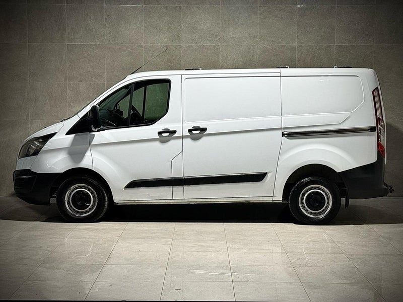 2014 Ford Transit SWB LOW ROOF MAN, photo 2