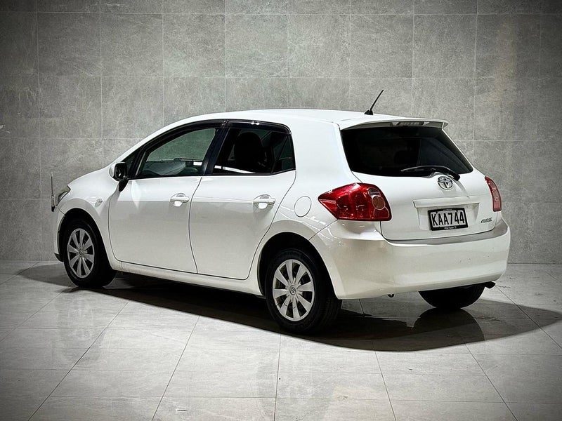 2007 Toyota Auris, photo 3