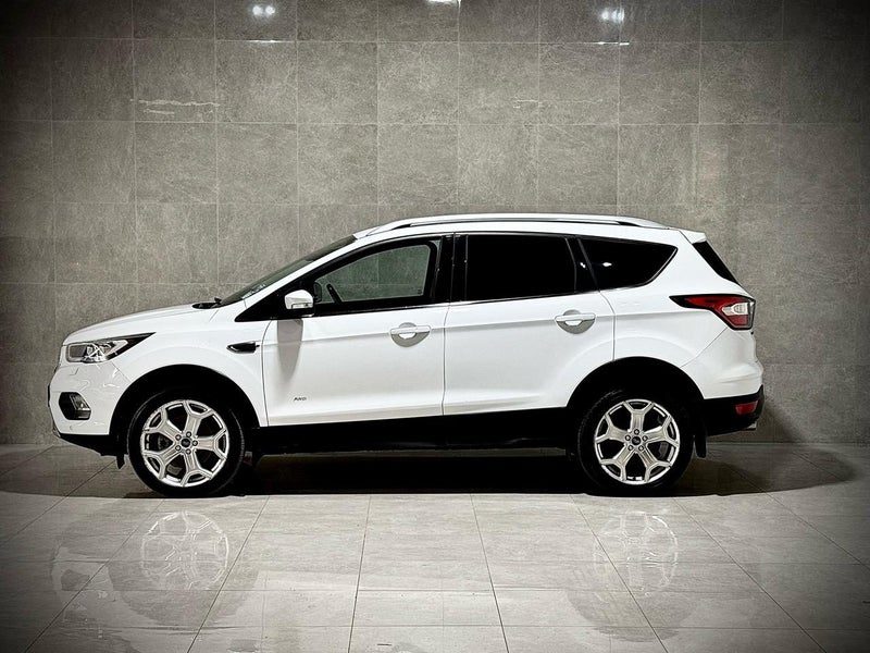 2018 Ford Escape Titanium, photo 2
