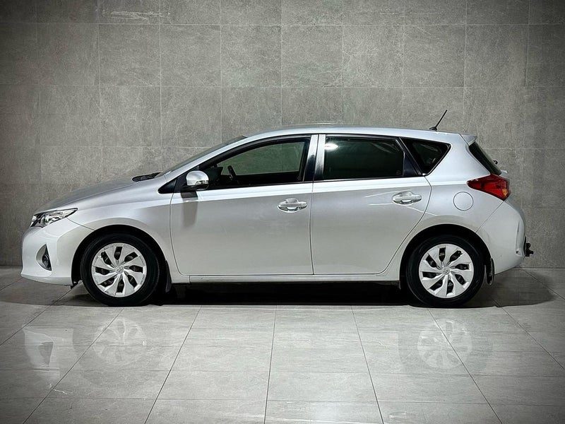 2014 Toyota Corolla NZ NEW GX 1.8P HATCH, photo 2