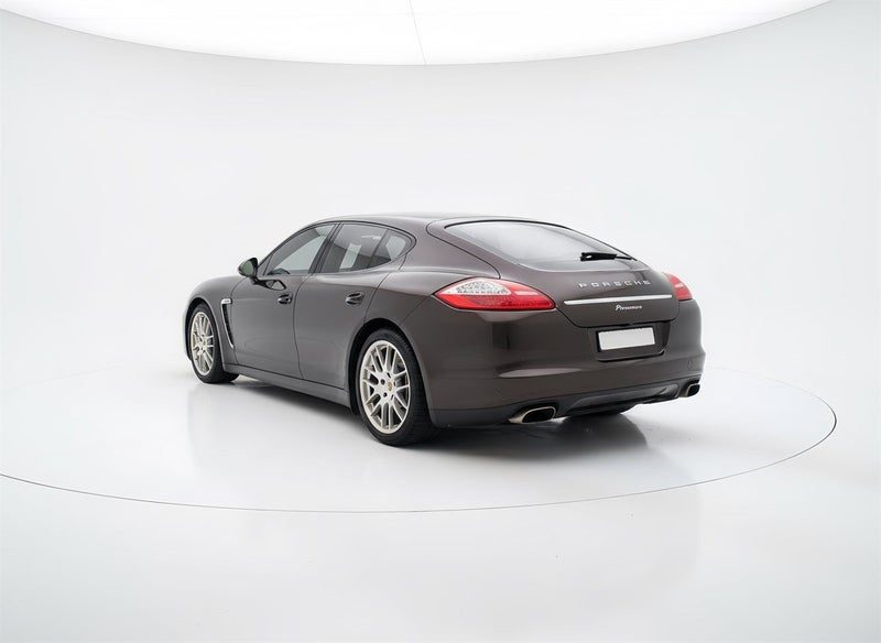 2013 Porsche Panamera PLATINUM Edition / V6, photo 3