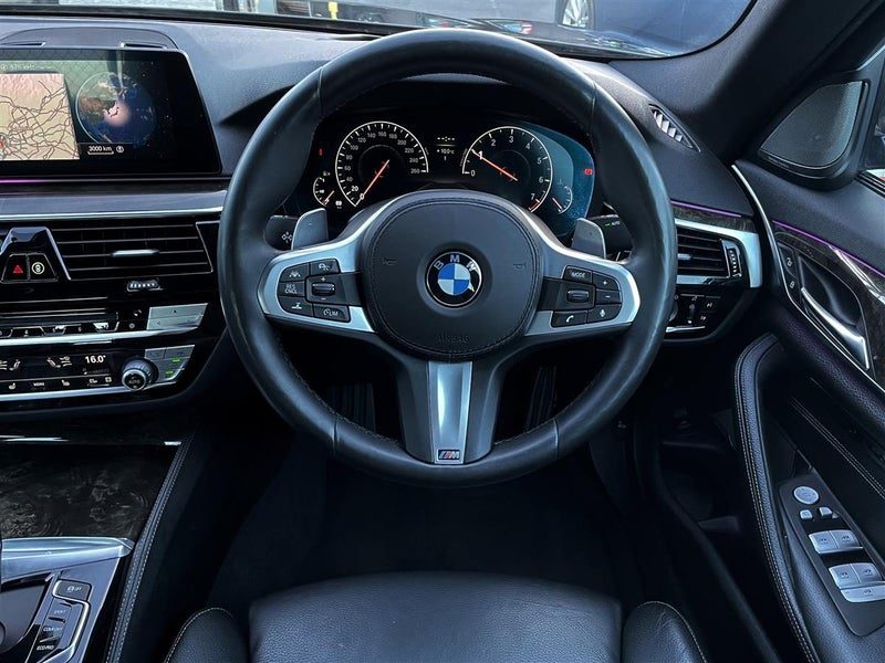 2019 BMW 530i M-Sport, photo 2