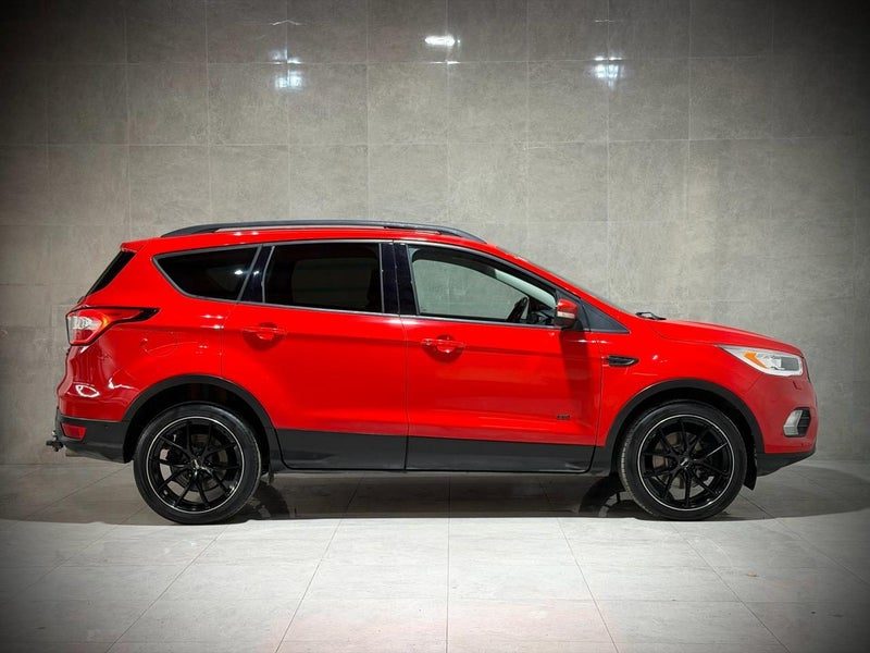 2017 Ford Escape TITANIUM AWD DIESEL, photo 2
