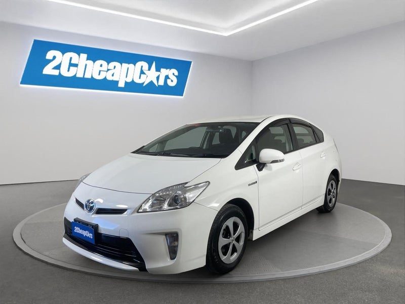 2015 Toyota Prius L