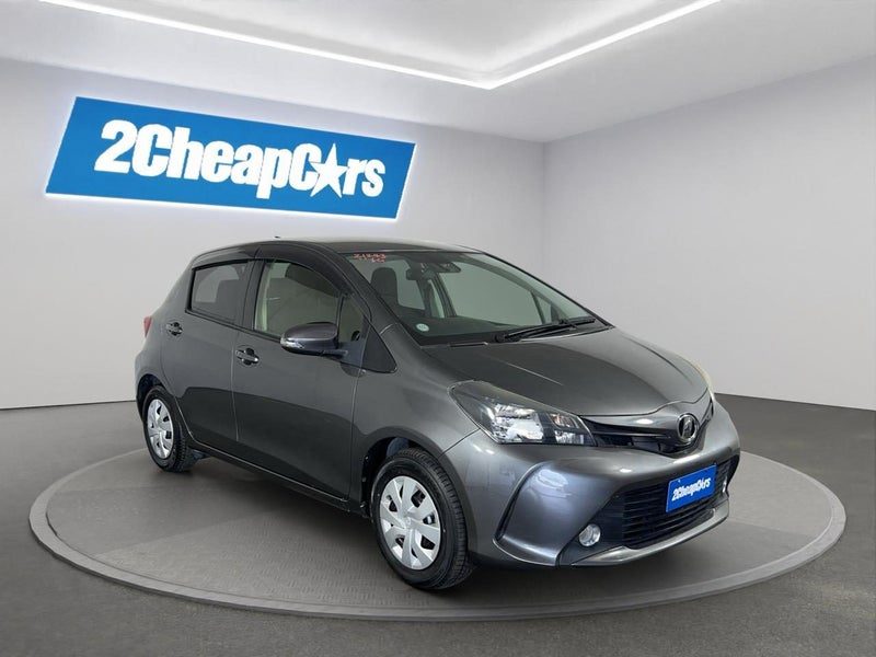 2015 Toyota Vitz F, photo 3