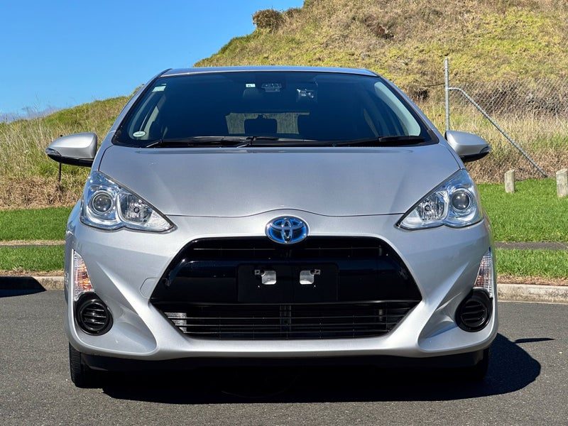 2017 Toyota Aqua **HYBRID**REV CAMERA**, photo 3