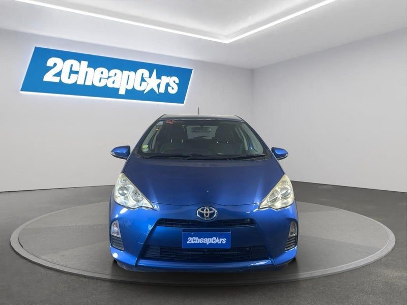 2013 Toyota Aqua S, photo 2