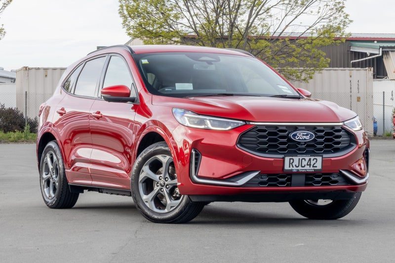 2025 Ford Escape ST-Line X Plug-In Hybrid