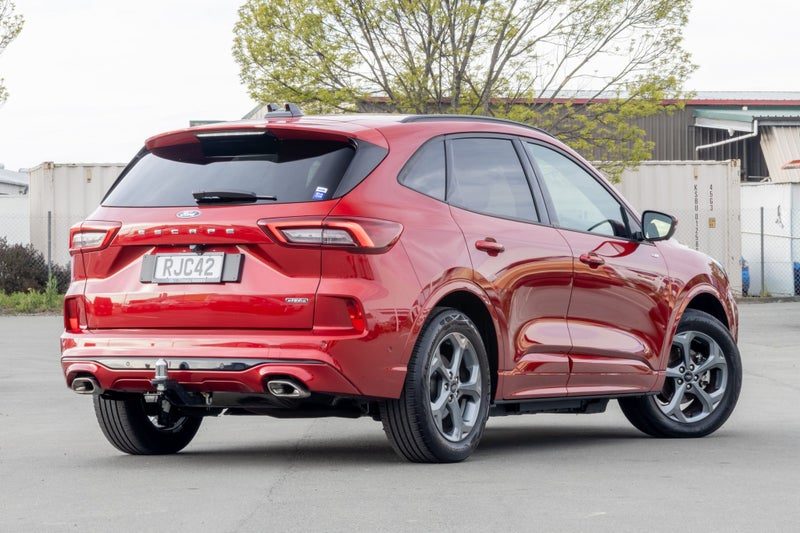 2025 Ford Escape ST-Line X Plug-In Hybrid, photo 3