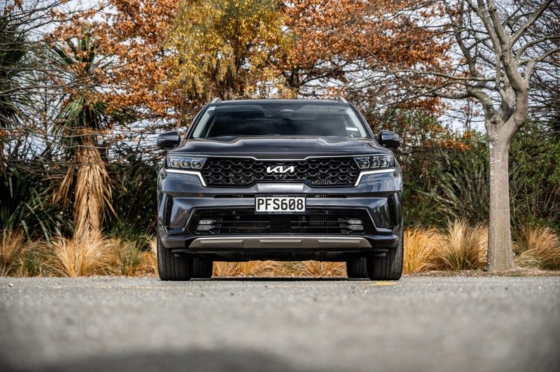 2022 Kia Sorento Premium 1.6L Petrol Hybrid, photo 2
