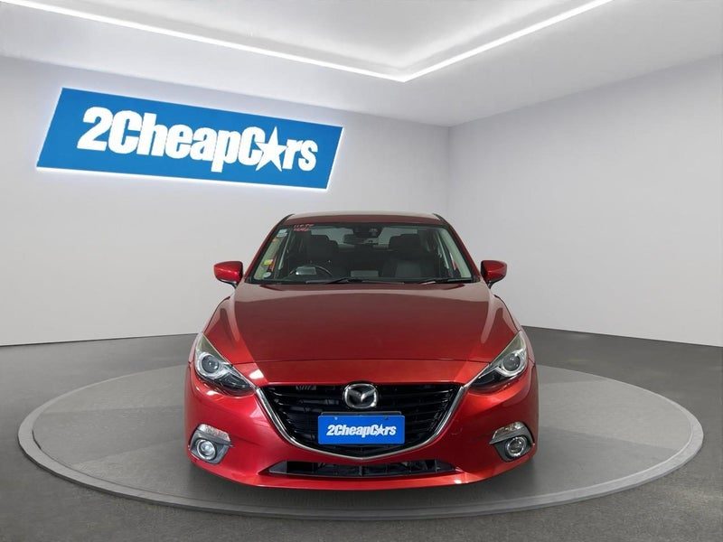 2015 Mazda Axela Hybrid S, photo 2