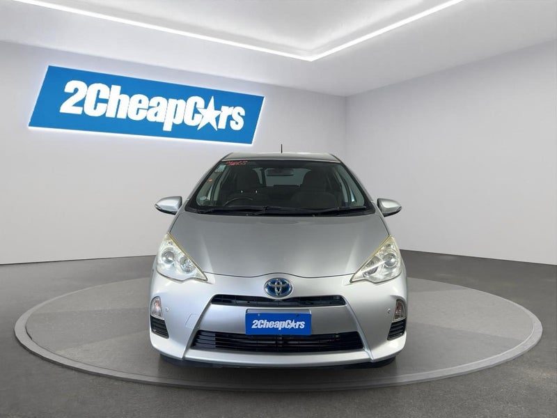 2013 Toyota Aqua G, photo 2