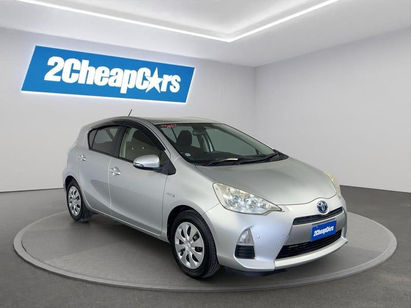 2013 Toyota Aqua G, photo 3
