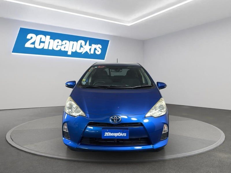 2013 Toyota Aqua S, photo 2
