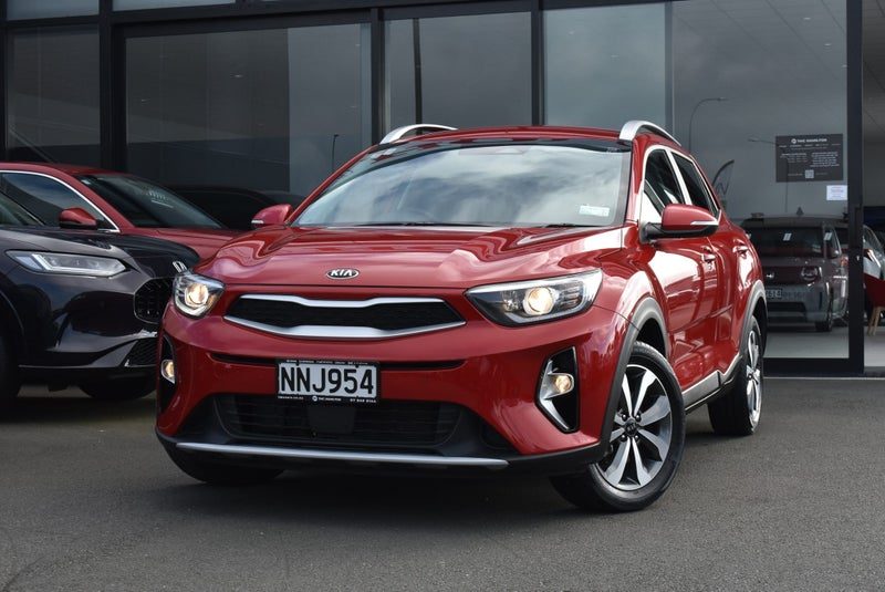 2021 Kia Stonic Ex 1.4P/6At, photo 2