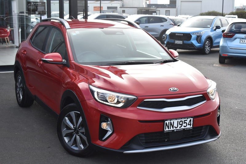 2021 Kia Stonic Ex 1.4P/6At, photo 3