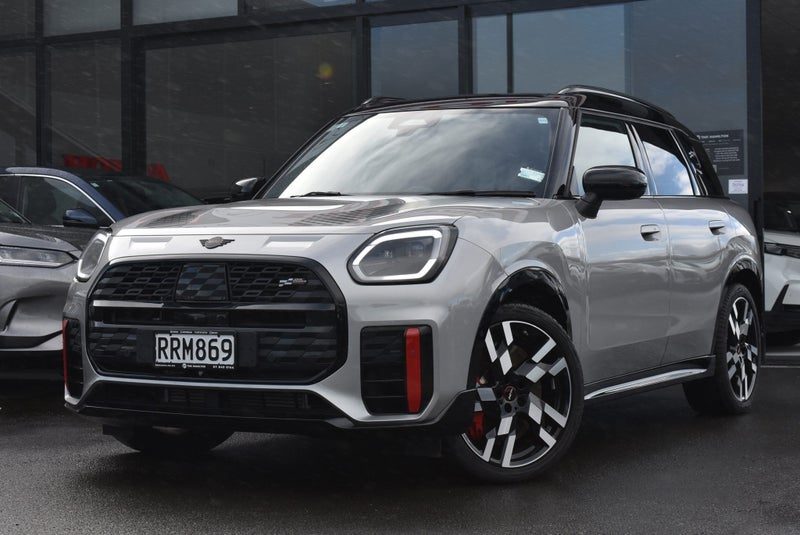 2024 MINI Countryman JCW ALL4 Favoured