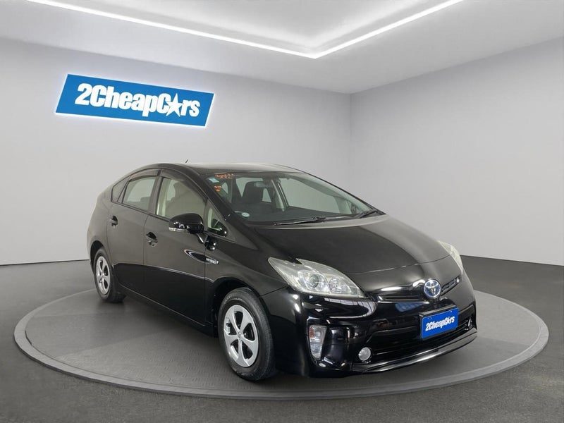 2015 Toyota Prius S, photo 3