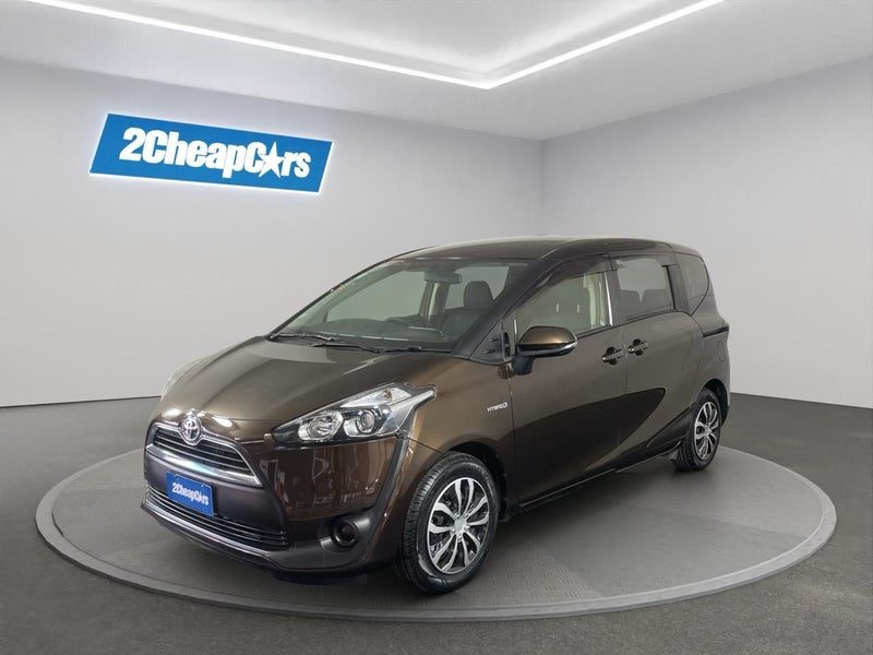2016 Toyota Sienta Hybrid 7 Seaters