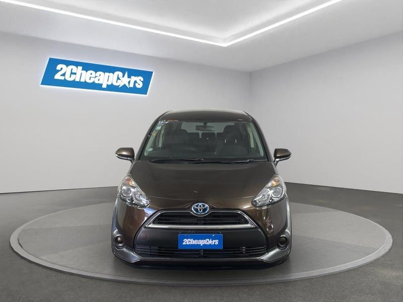 2016 Toyota Sienta Hybrid 7 Seaters, photo 2
